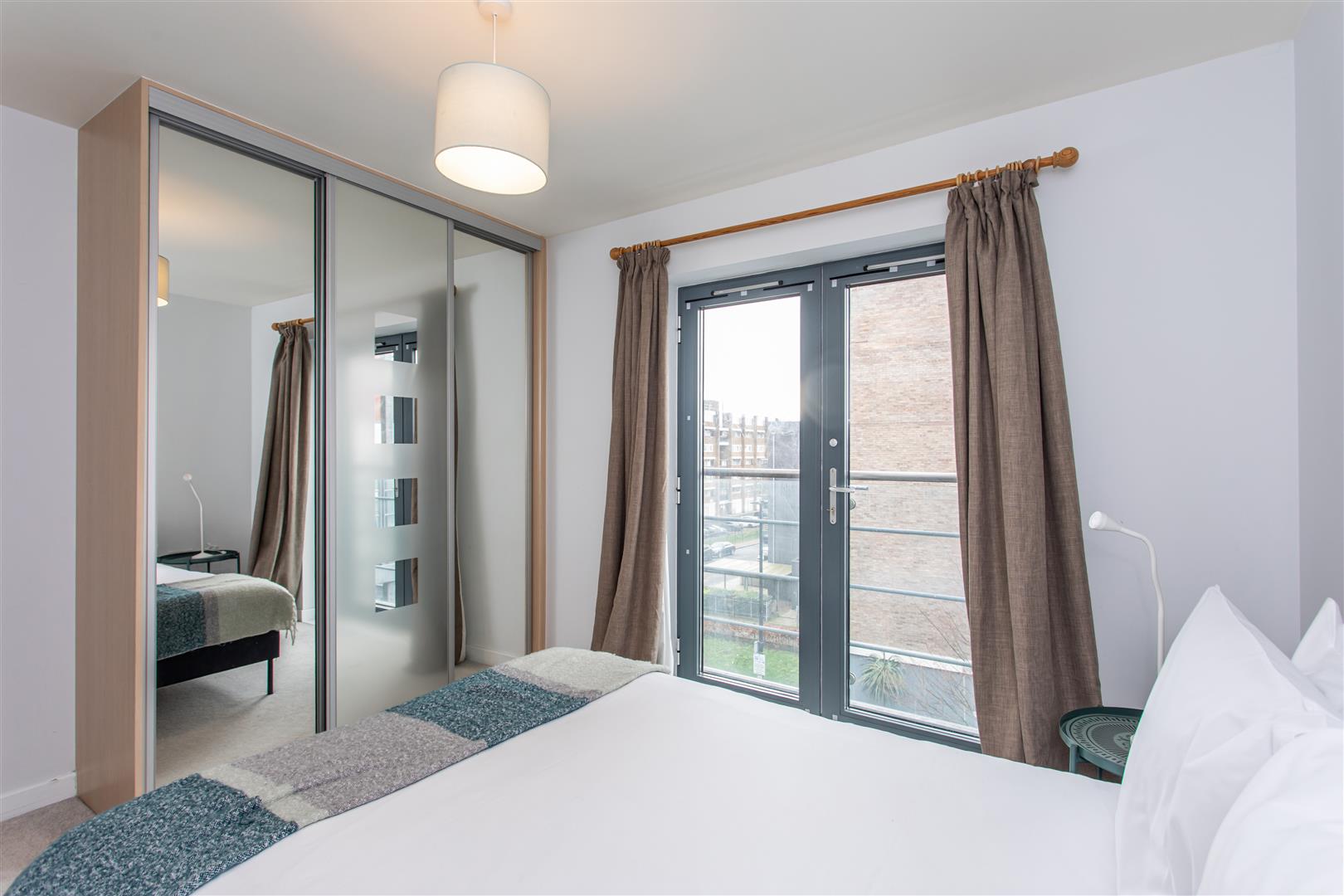 Blackett Apartments, Mile End